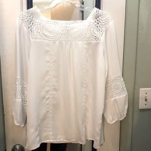 Counterparts Beautiful white blouse